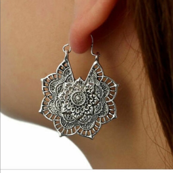 Jewelry - Silver Boho Earrings